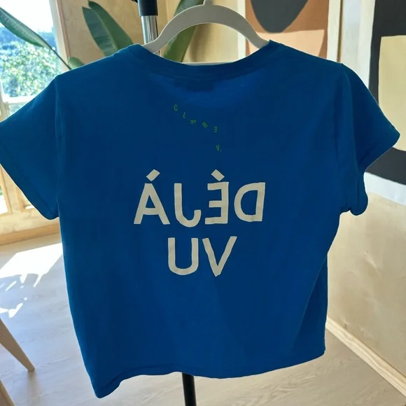 Blue Déjà Vu Clare V. T Shirt - Picture 6 of 6